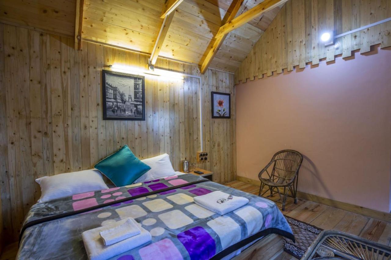 Mid Conifer Cottage Dalhousie Exterior foto