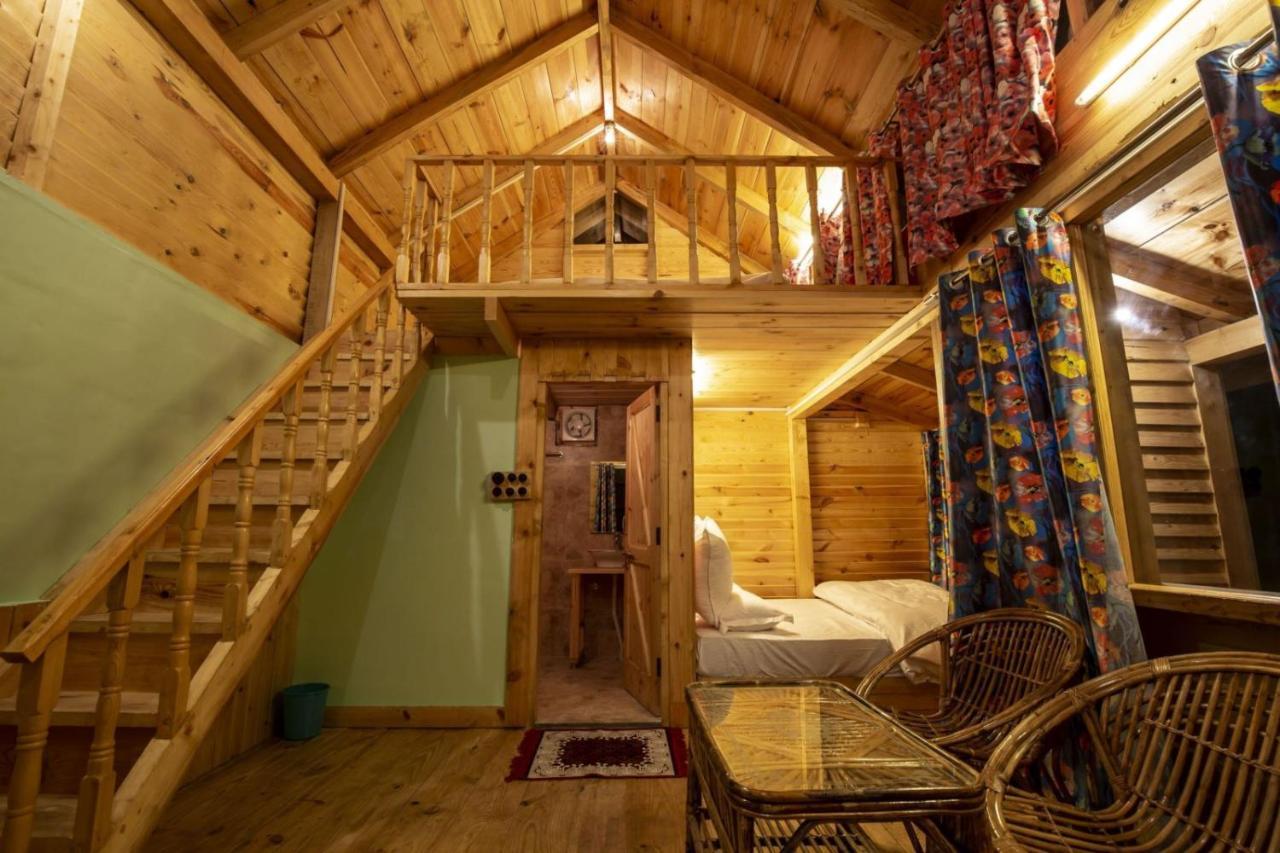 Mid Conifer Cottage Dalhousie Exterior foto